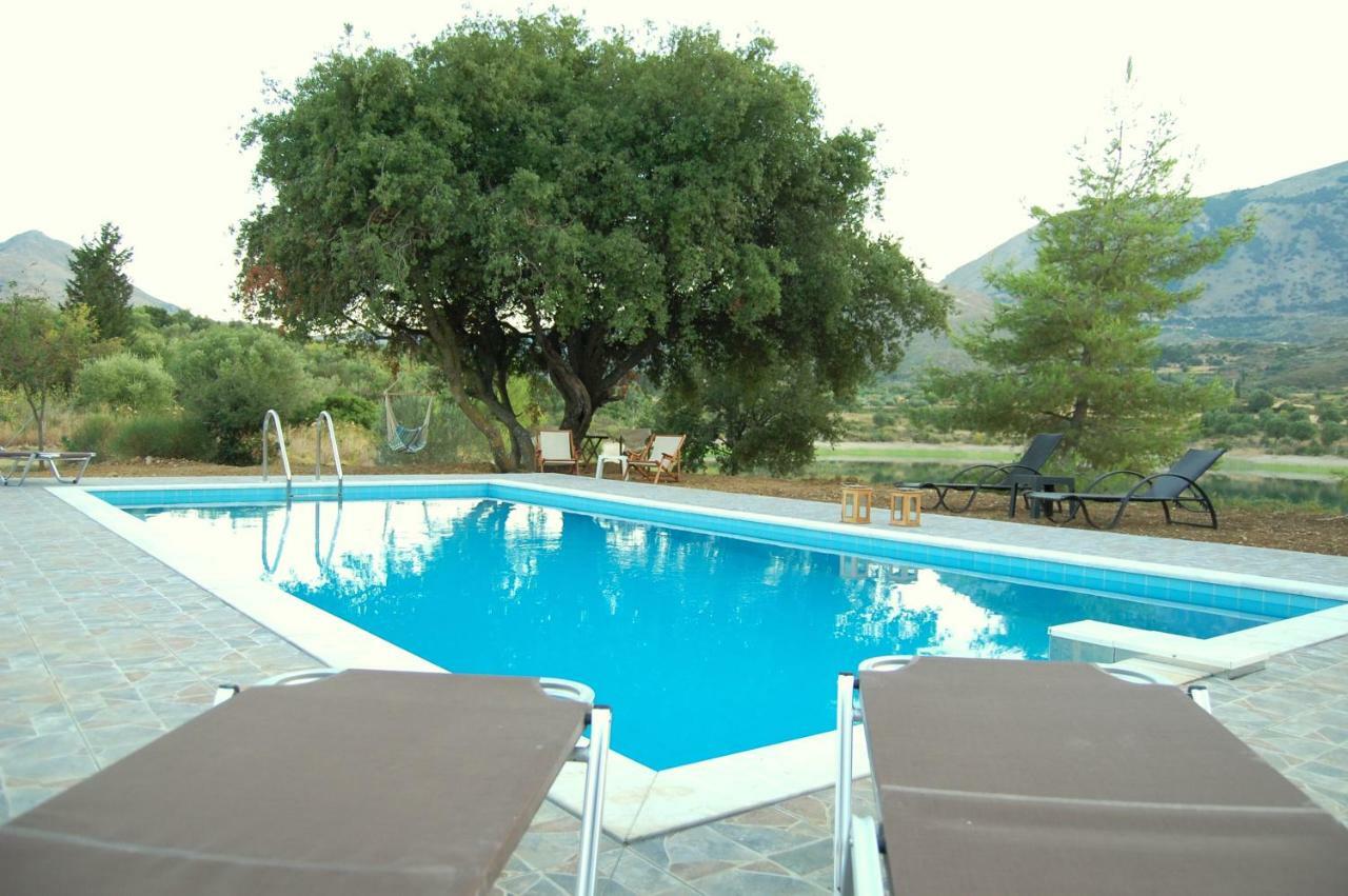 Blue Lagoon Villa Poros  Eksteriør billede